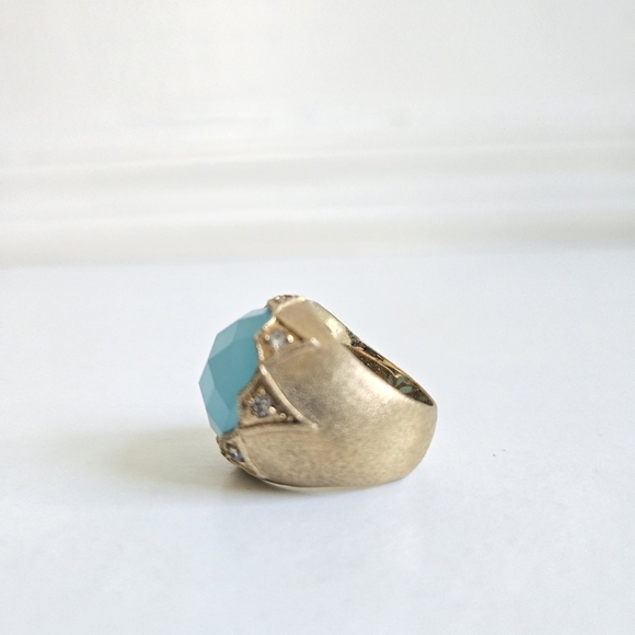 Rivka Friedman 18K Gold Clad Caribbean Blue Quartzite Bold Round Faceted Ring - Picture 8 of 12